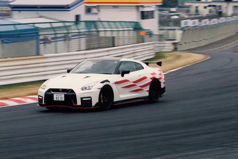影／守住日本最知名賽道！Nissan GT-R Nismo擊敗保時捷911 GT3奪下最速王
