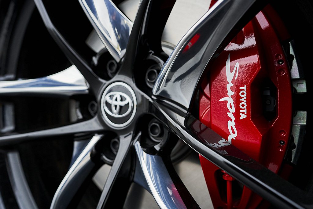 新年式美規Toyota GR Supra 3.0L以及A91 Edition限量...