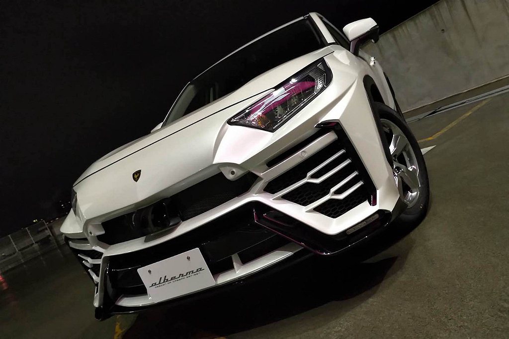 基於Lamborghini Urus獨特且辨識度極高的外觀造型，Caesar株式...