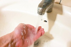 健康一點靈／防疫 勤洗手最佳 乾洗手為輔