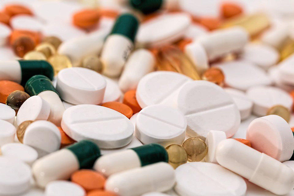 世界衛生組織建議，出現類武漢肺炎症狀的民眾切勿自行服用非類固醇消炎藥布洛芬（ibuprofen）。<br />圖／pixabay