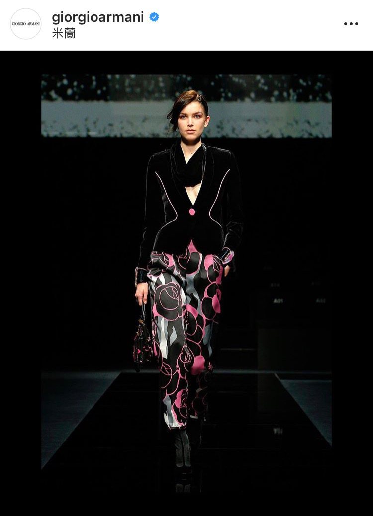 Giorgio Armani本季在女裝設計中巧妙融入男裝元素。圖／取自 IG @giorgioarmani