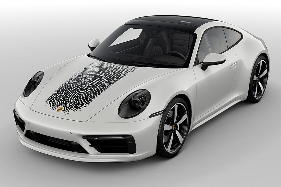 德國跑車廠保時捷（Porsche）透過車體塗層技術革新，將911客製化選項將如個人的指紋般專屬提供。 圖／Porsche提供