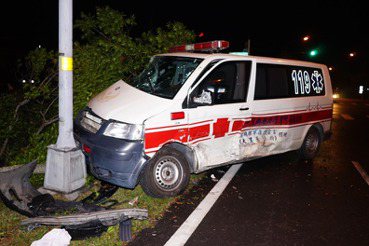 救護車車禍被判刑，衍生出哪些法律爭議？