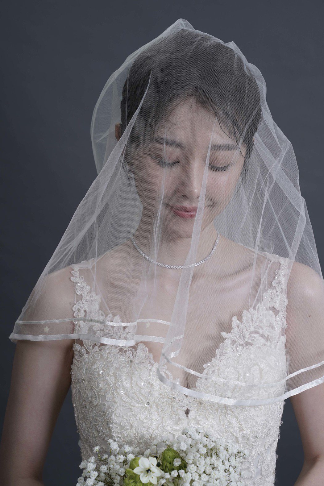 邵雨薇釋出婚紗照。圖／寬宏藝術提供
