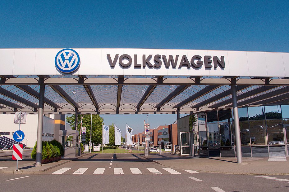 新冠病毒肆虐歐洲地區，許多車廠也紛紛宣布停工，未來將衝擊全球汽車產業。 圖／Volkswagen提供