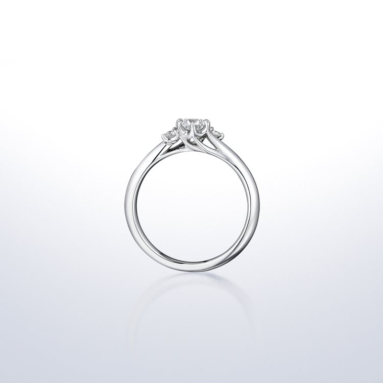 銀座白石Shinig Flow系列訂婚鑽戒，戒台30,000元起，鑽石另計。圖／銀座白石提供