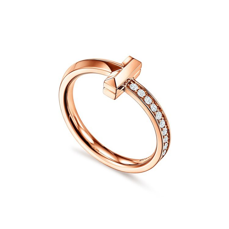 Tiffany T1 18K玫瑰金窄版鑲鑽戒指，53,000元。圖／Tiffany提供