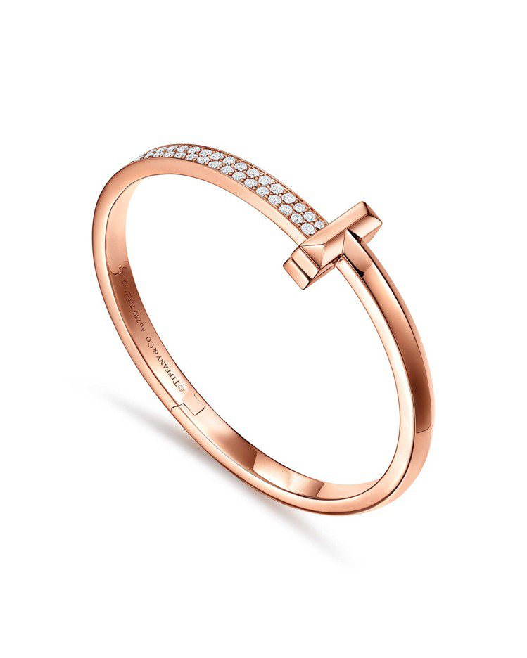 Tiffany T1 18K玫瑰金寬版鋪鑲鑽石手環，60萬元。圖／Tiffany提供