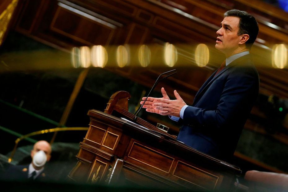 西班牙總理桑切斯9日在國會演說。法新社