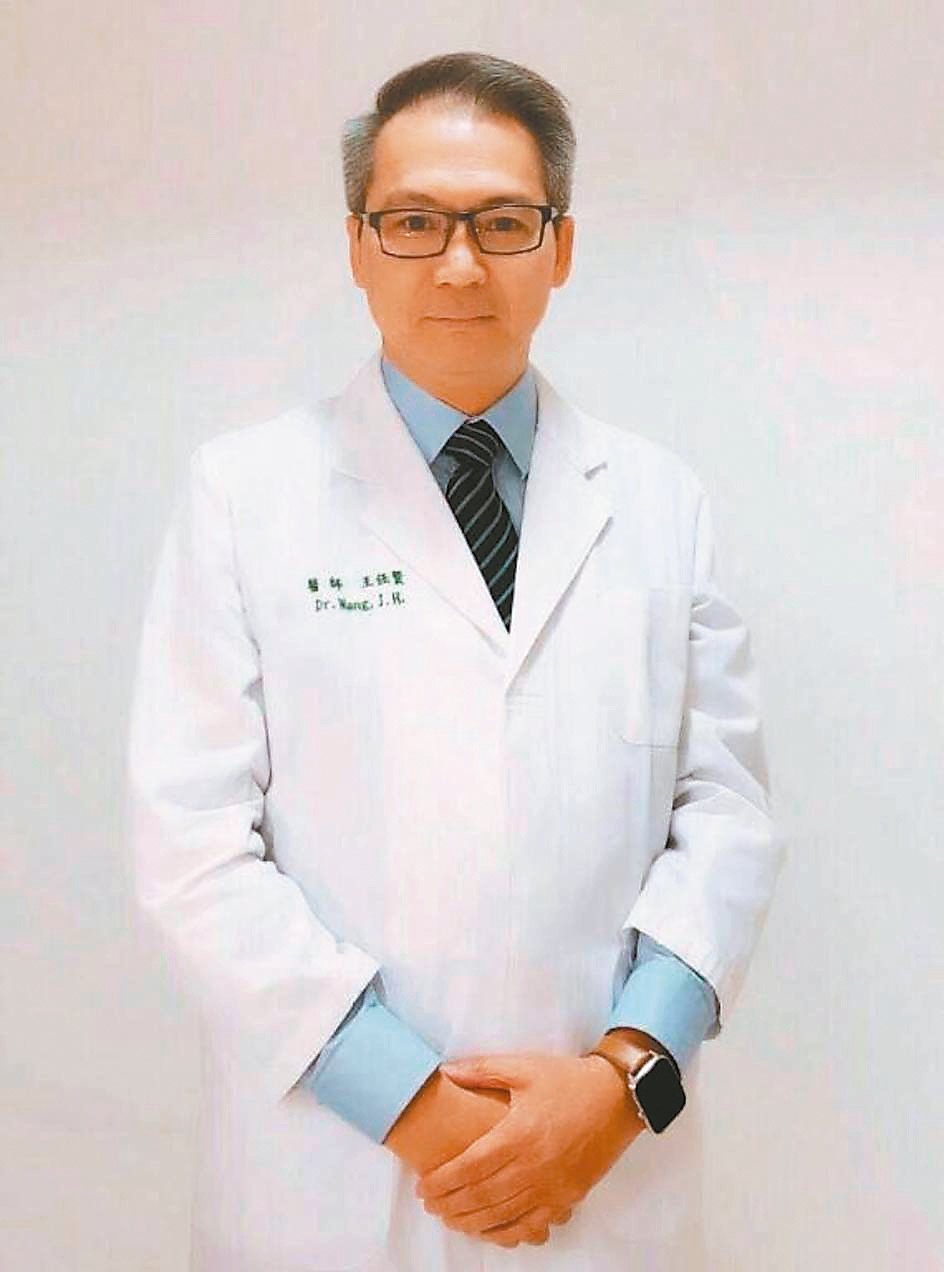 中國醫藥大學附設醫院感染科主任王任賢說，SARS後成立的傳染病防治醫療網，是重要的防疫後盾。