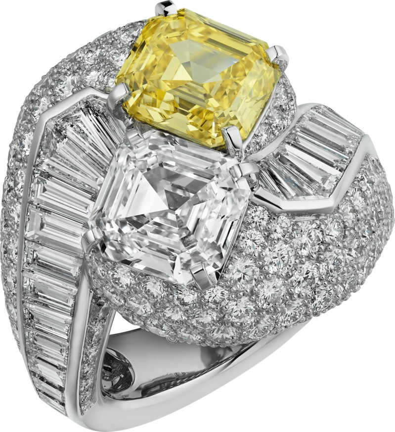 Cartier，Yellow Cobalt黃鑽戒指，鑲嵌有一顆3.03克拉艷彩黃色祖母綠式切割鑽石、一顆重3.02克拉祖母綠式切割鑽石，3,280萬元。圖 / CARTIER提供。