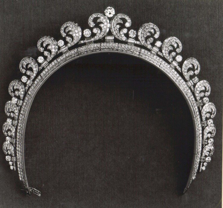 由卡地亞製作的Halo冠冕，因凱特王妃在婚禮上配戴而聲名大噪。圖／卡地亞提供