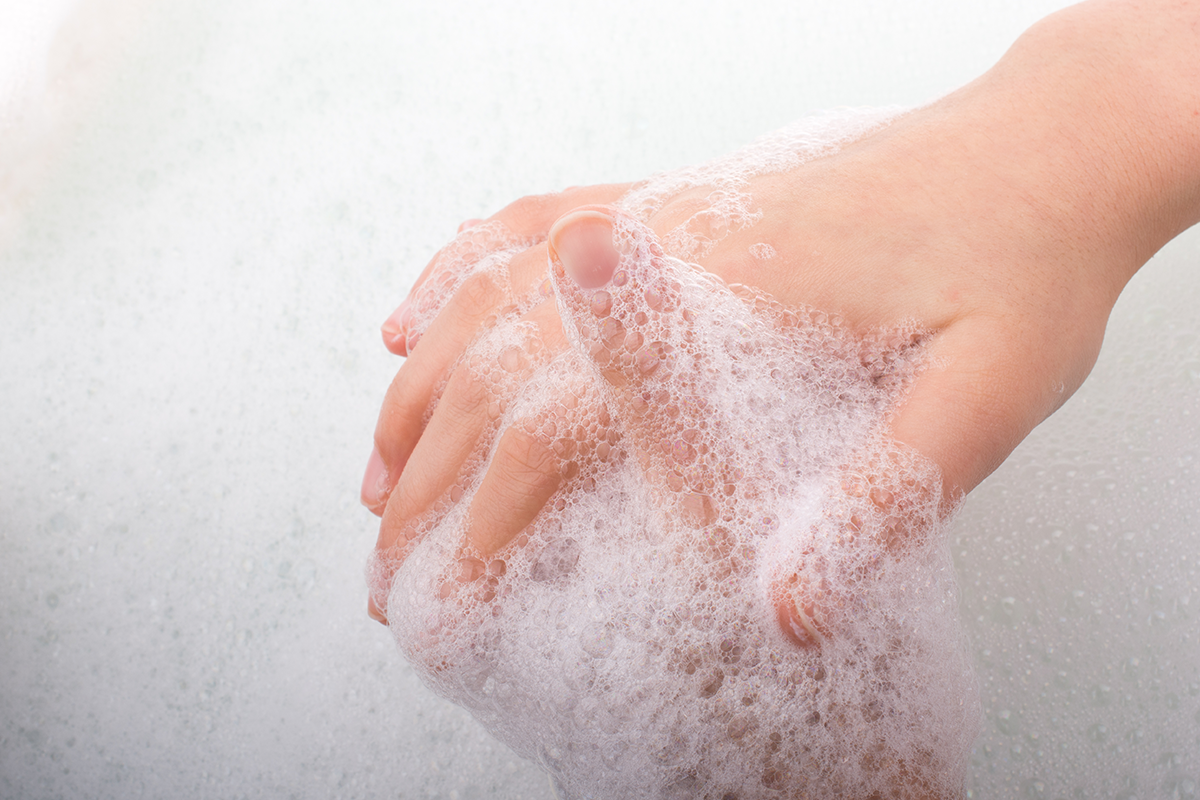 國內一項研究就發現，「洗手」在網路被搜尋的次數，可以預測未來疫情的爆發速度。<br />圖／ingimage