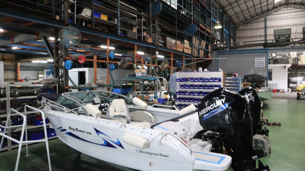 科建鋁船產品主要為小型遊艇，百萬元就有機會入手。 記者陳葦庭／攝影