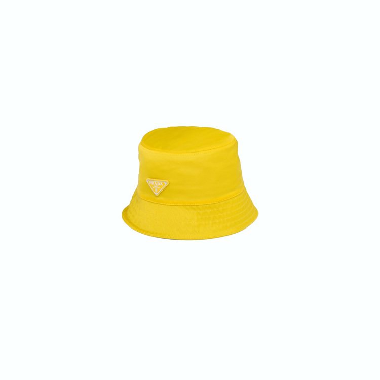 黃色尼龍漁夫帽，11,500元。圖／PRADA提供