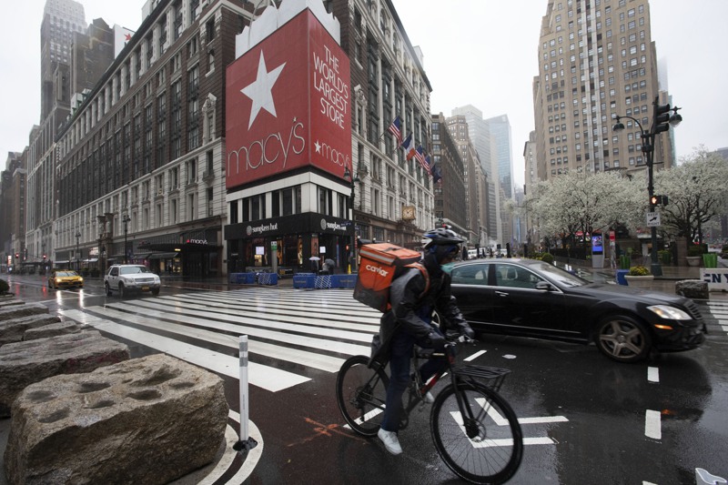 梅西百貨紐約旗艦店從3月18日關閉至今。美聯社