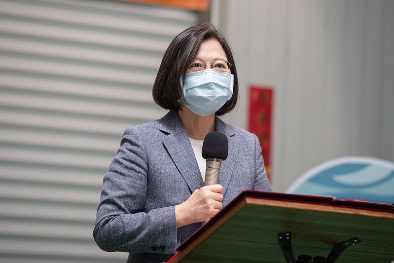 台灣以至今不到500個感染案例與個位數的死亡率，成為國際媒體口中的防疫「模範生」。 圖／總統府