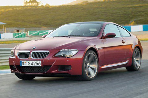 影／經典V10動力的BMW M6　再加個機械增壓會有多猛？