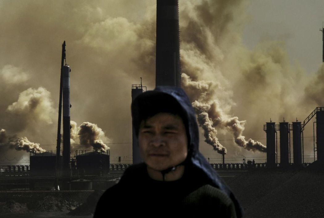 疫情過後，中國空汙問題又重返。圖為攝影師盧廣於2015世界新聞攝影比賽的參賽作品...