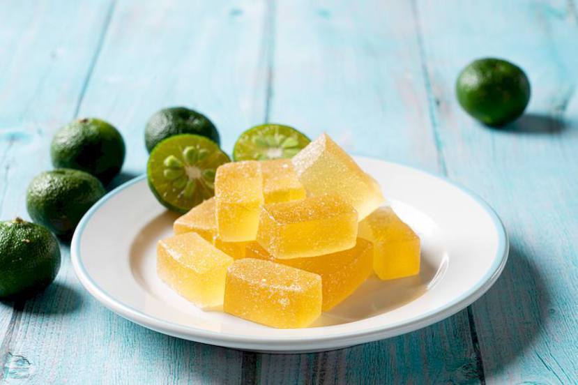 香檬軟糖無添加香精、防腐劑及人工色素，是讓人安心的零食。 圖／摘自綠主張月刊