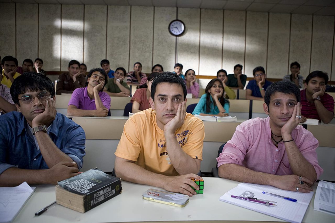 《三個傻瓜》是2009年一部寶萊塢喜劇劇情片，該片一上映就打破了印度電影的票房紀錄。圖／取自IMDB