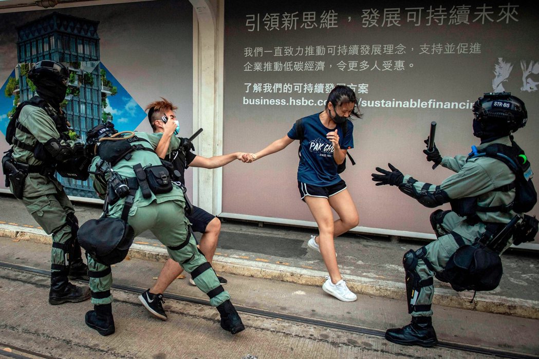 「究竟要發出多大的聲響，弱勢者的苦難才會被聽見？」圖為2019年香港反送中抗爭運...