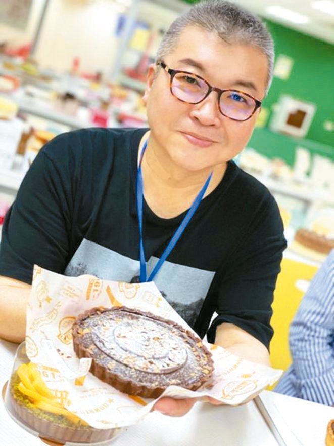在疫情期間，美食評論家徐天麟也沒錯過國內各地的美食。