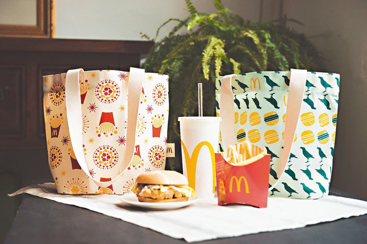 2016年印花樂與麥當勞合作環保提袋。 圖／印花樂提供