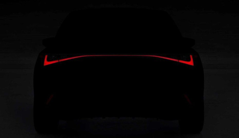 全新Lexus IS 一體式尾燈預告照片。 摘自Lexus