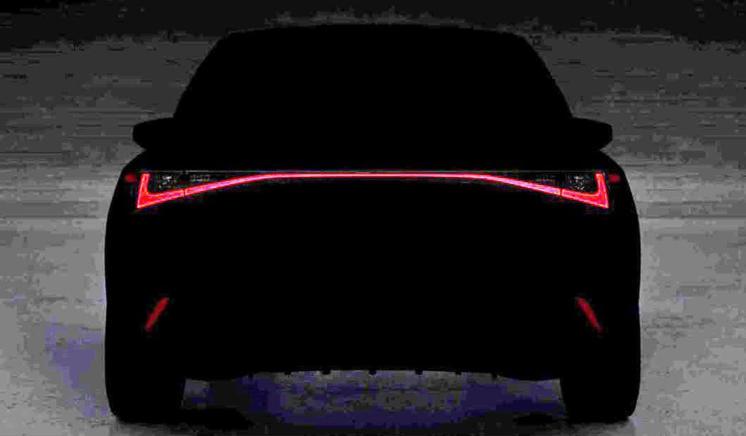 全新Lexus IS 一體式尾燈預告照片(拉高亮度)。 摘自Lexus