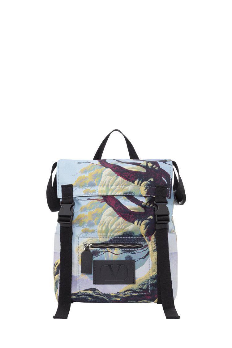 藝術家Roger Dean特别合作系列FLOATING ISLAND 印花後背包，61,000元。圖／VALENTINO提供