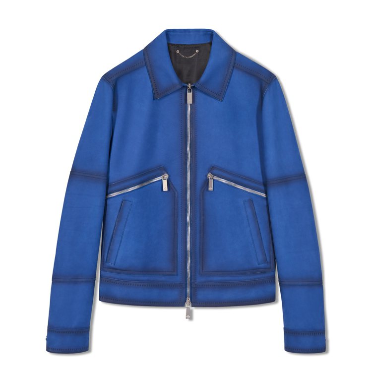 想展現粗獷男人味？除了長風衣之外，Berluti今年也有類似機車騎士夾克風格的小牛皮深海藍色拉鍊外套。20萬9,000元。圖 / Berluti提供。