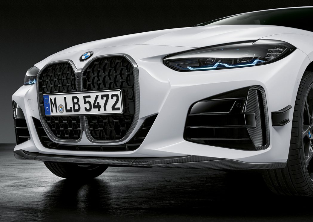 換上M Performance套件的新世代BMW 4 Series Coupe ...