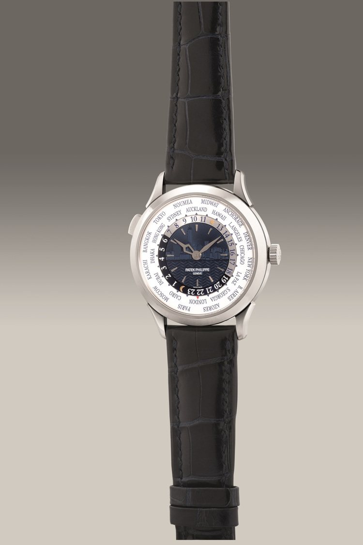 百達翡麗型號 5230G-010限量版18K白金自動世界時區腕表，金屬浮雕紐約曼...