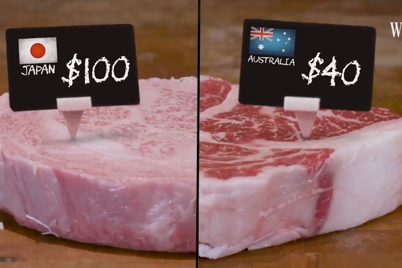 日本與澳洲是全世界最大的和牛生產國，業者卻採用不同方法，結果同樣是在美國超市上架，日本頂級和牛牛排油花飽滿，要價高達約100美元。澳洲和牛牛排油花較少，定價只要40美元。 圖／翻攝自YouTube「Wall Street Journal」