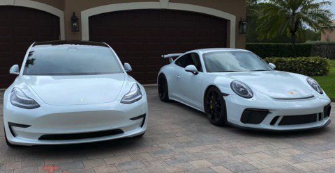 影／直線跑不贏就比金卡納吧！Teslas Model 3 vs Porsche  911 GT3！