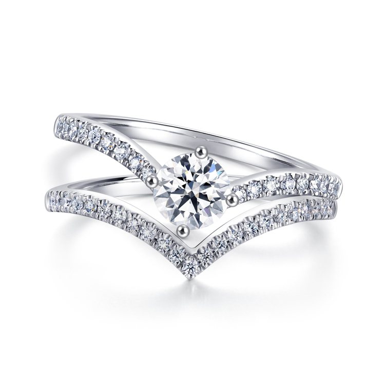 點睛品Promessa系列18K白金「伯爵小皇冠」V型群鑲鑽石戒指可組合疊戴。圖...