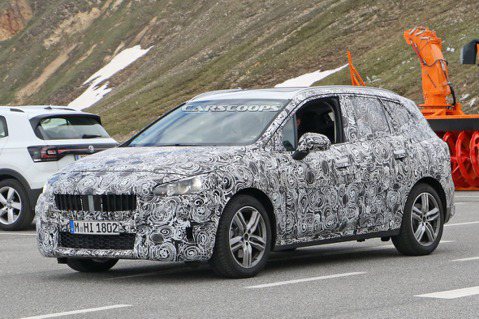 大改款BMW 2 Series Active Tourer又被抓到　內裝風格似乎不一樣了！
