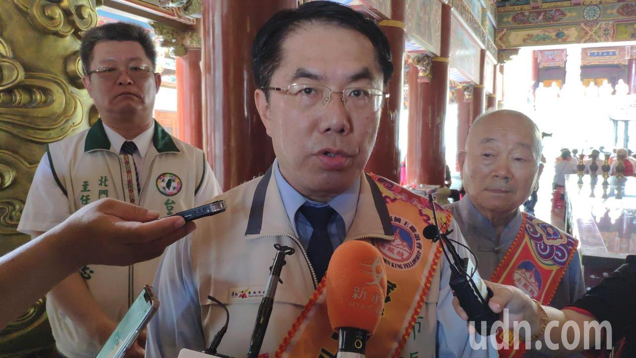 台南市長黃偉哲說，針對南部疫情新變數，他認為解封照常，時間可能拉長。記者謝進盛／攝影