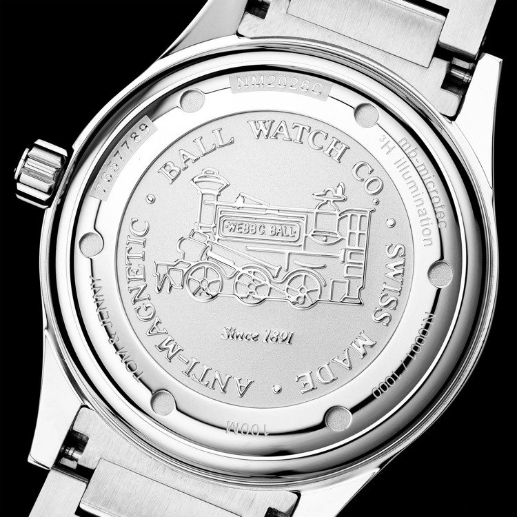 表底蓋的火車頭字樣，反應Ball Watch曾為美國鐵路局官方時計、強調精準度的輝煌歷史。圖 / 波爾表提供。