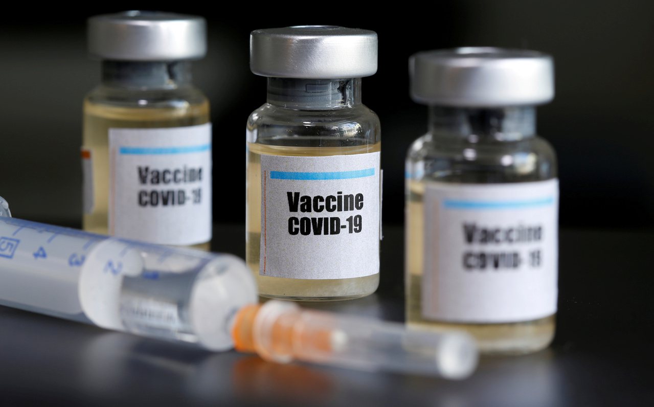 全球研發新冠病毒疫苗，已有十多個疫苗研發單位進入人體試驗階段。（路透）