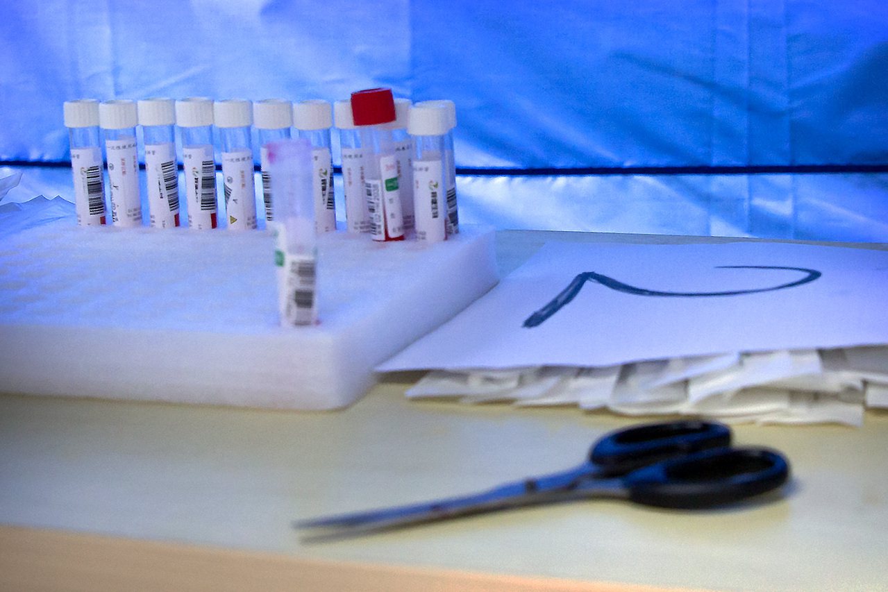疫苗新希望，六大洲競賽試驗，今夏最關鍵50%有效。