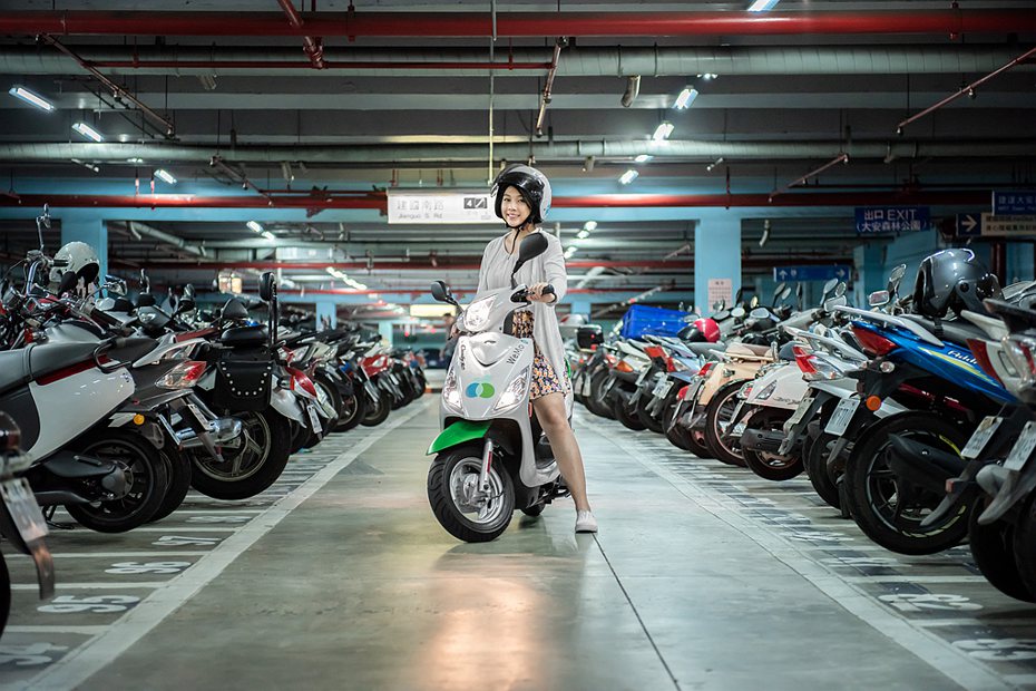 智慧共享電動機車服務WeMo Scooter，宣布攜手知名停車營運商包含台灣聯通、俥亭與歐特儀，一起串連車聯網打造智慧停車經濟生態圈。 圖／WeMo Scooter提供