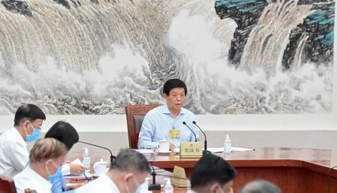 中共全國人大常委會卅日表決通過港區維護國家安全法。新華社照片