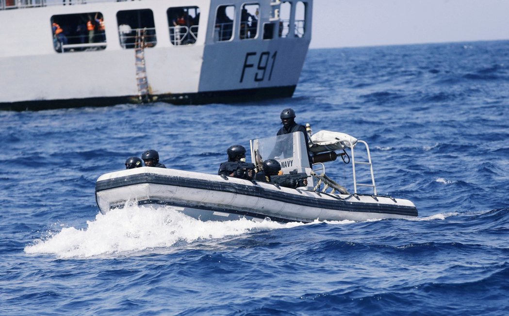 圖為奈及利亞海軍特種部隊在幾內亞灣的巡防演習。 圖／美聯社