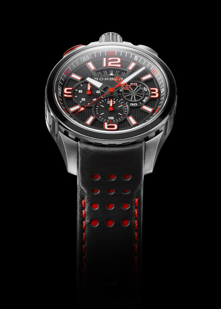 Bomberg，Bolt-68 Heritage腕表，精鋼，45毫米，石英機芯，時間顯示、計時碼表功能，39,700元。圖 / Bomberg提供。