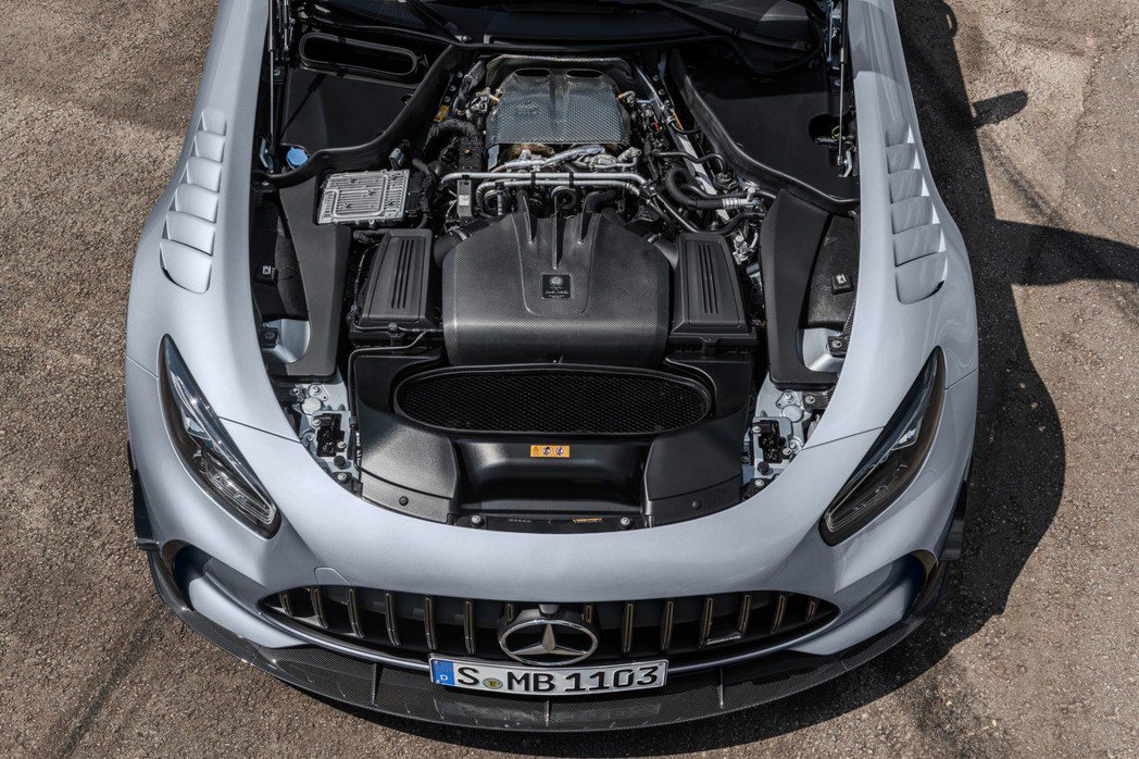經過優化後的4.0升雙渦輪引擎可輸出730匹的馬力。 摘自Mercedes-AM...