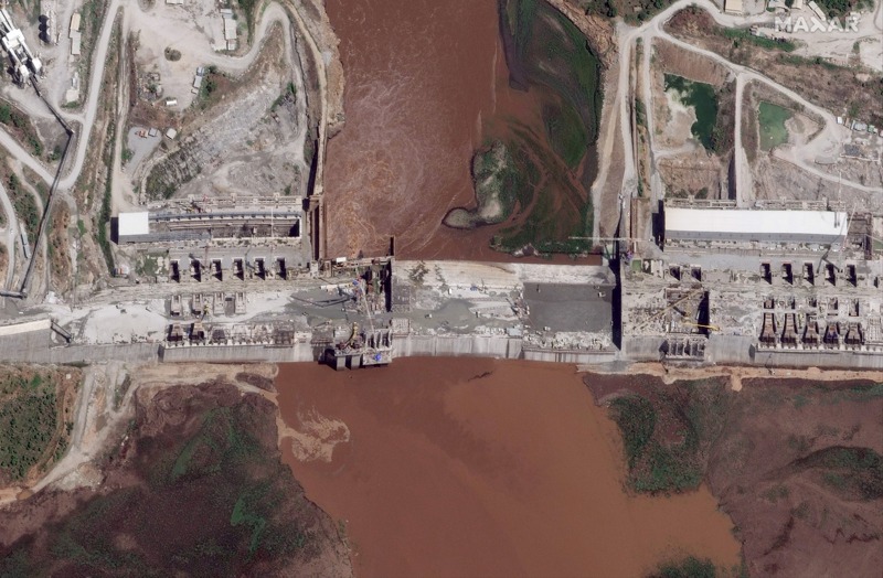 東非國家衣索比亞斥資46億美元（約1355億台幣）興建的復興大壩（Grand Ethiopian Renaissance Dam）近日出現蓄水跡象。圖為5月28日衛星照片。 美聯社