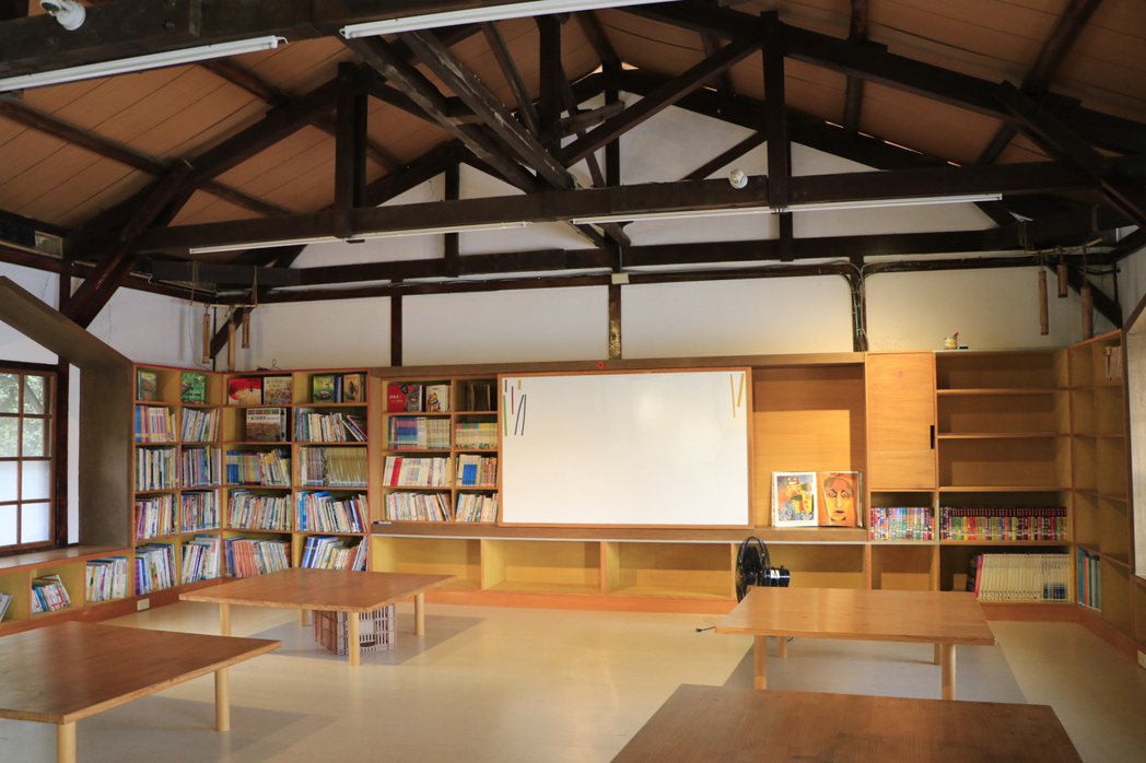 改造後的「大崎兒童藝術圖書館」，是社區的創藝基地。